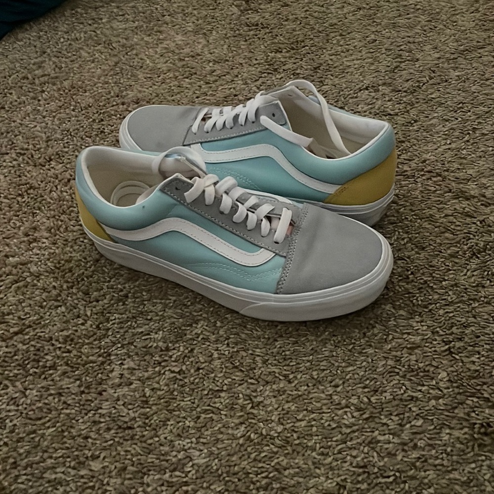 Vans multi color shoes 9.5